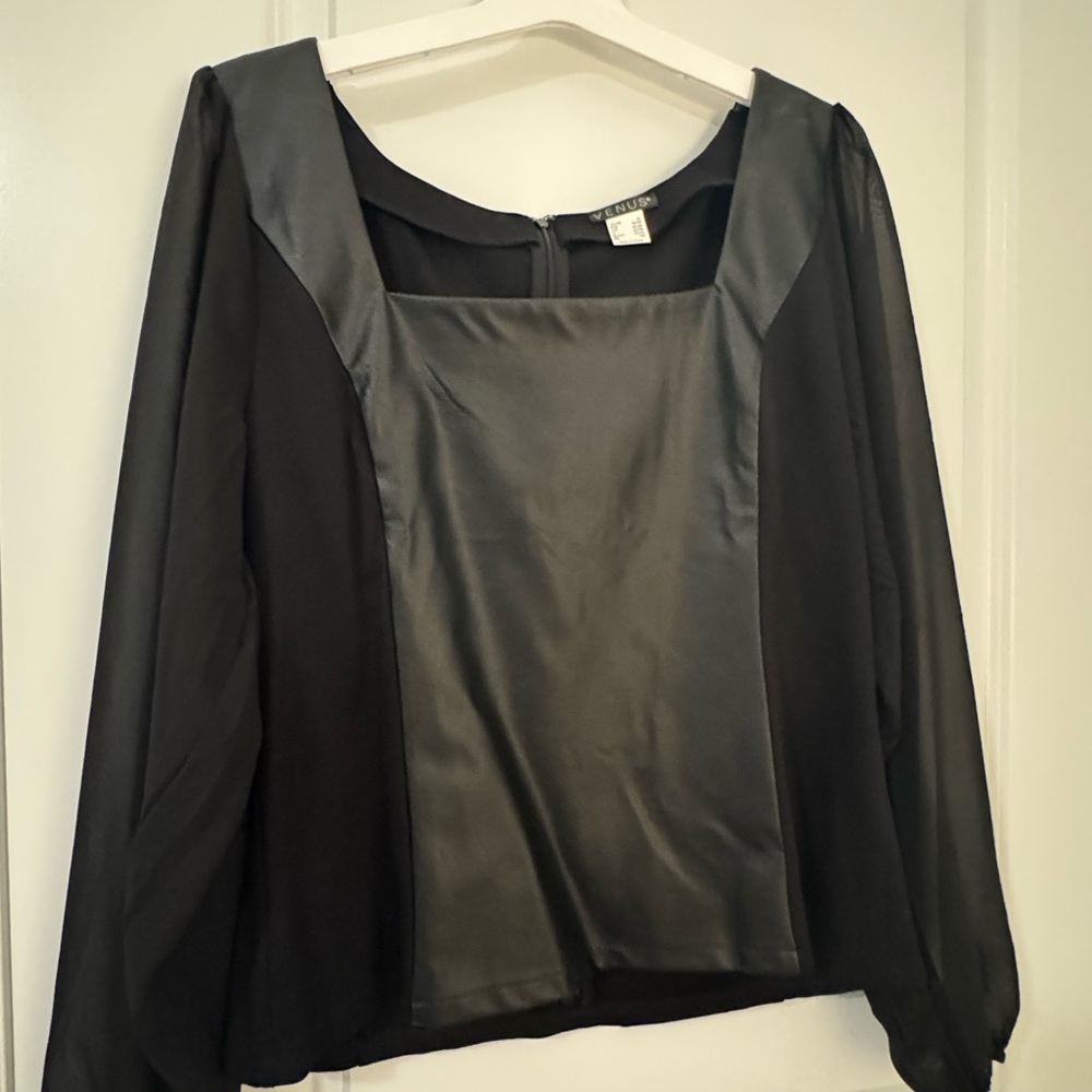 VENUS Chic Black Satin Blouse